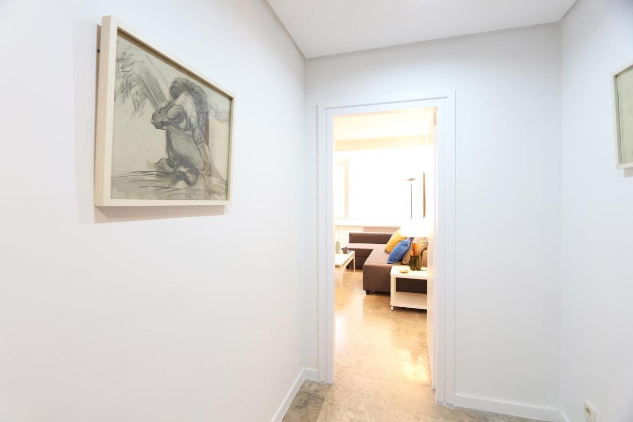 شقة Urbantec Realty - Plaza De Colon مدريد المظهر الخارجي الصورة