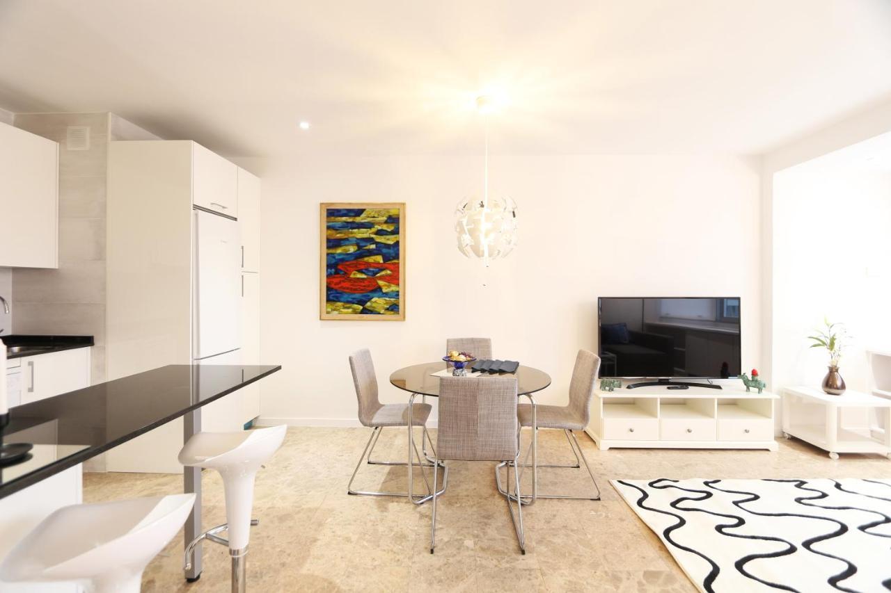 شقة Urbantec Realty - Plaza De Colon مدريد المظهر الخارجي الصورة